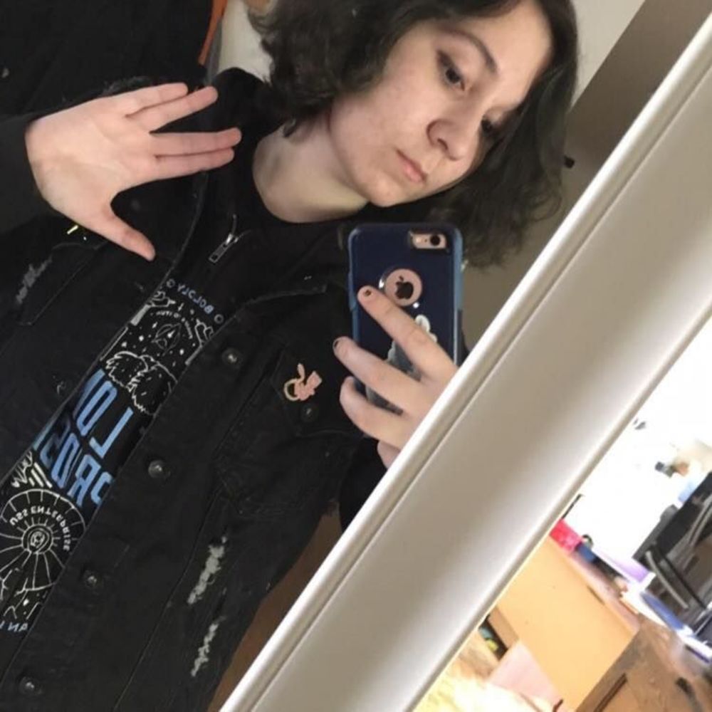 Meet your Posher, Maddie